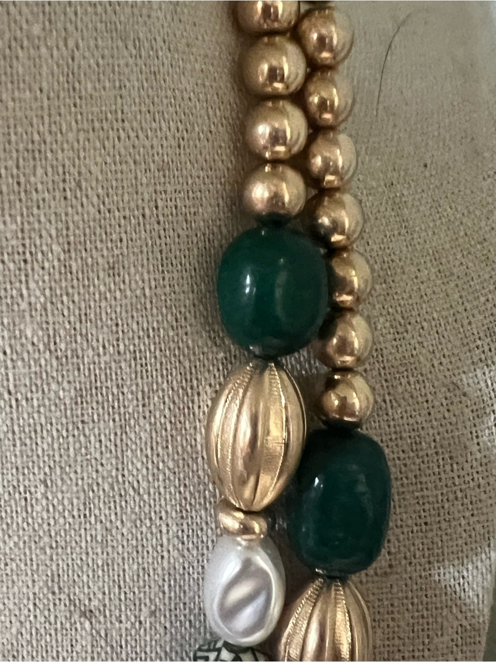 NWT Southern Living Layered Green, Gold and White Statement Necklace #JW7 - Picture 5 of 12